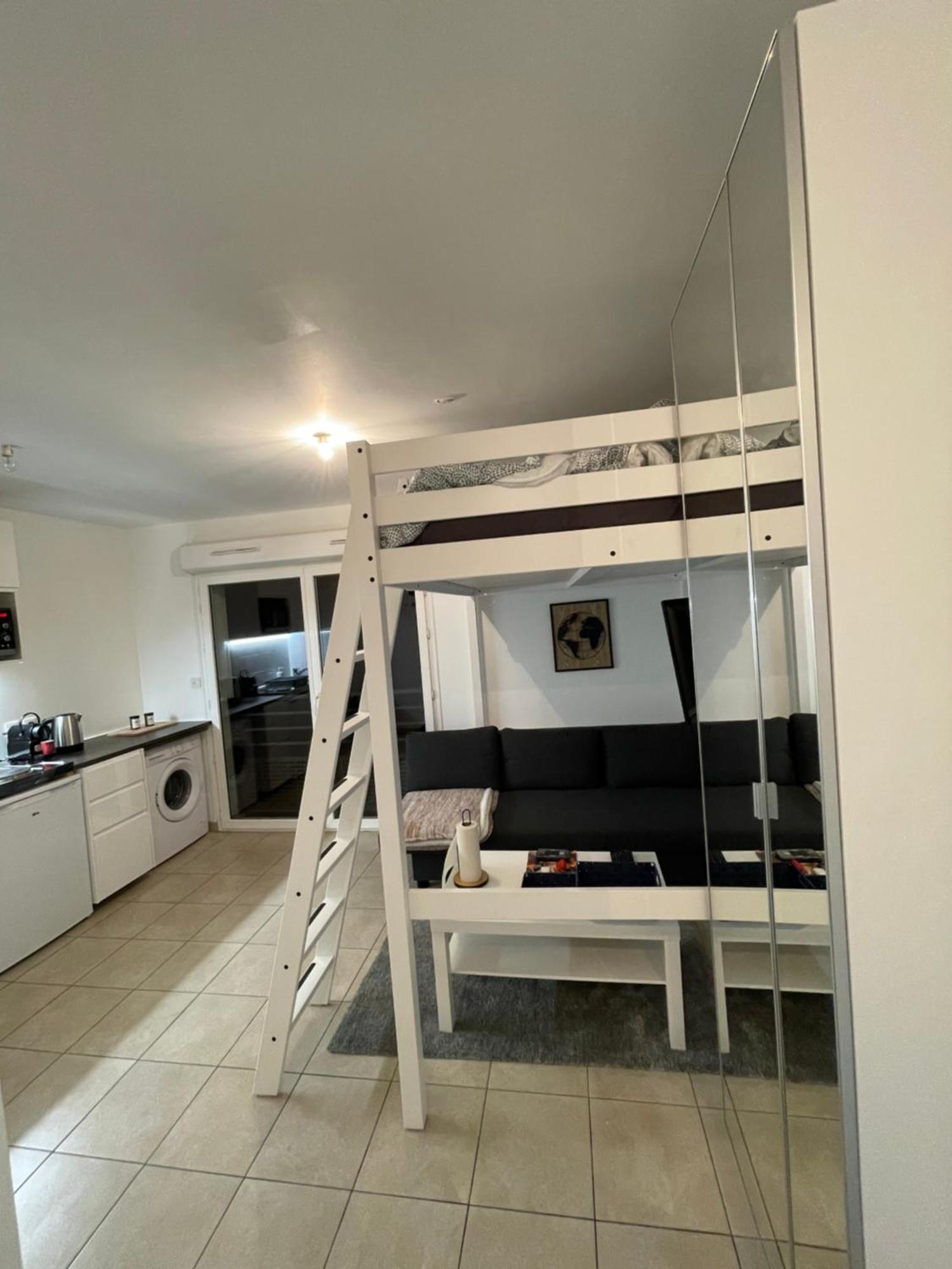Appartement Lahcen Thorigny-sur-Marne Экстерьер фото