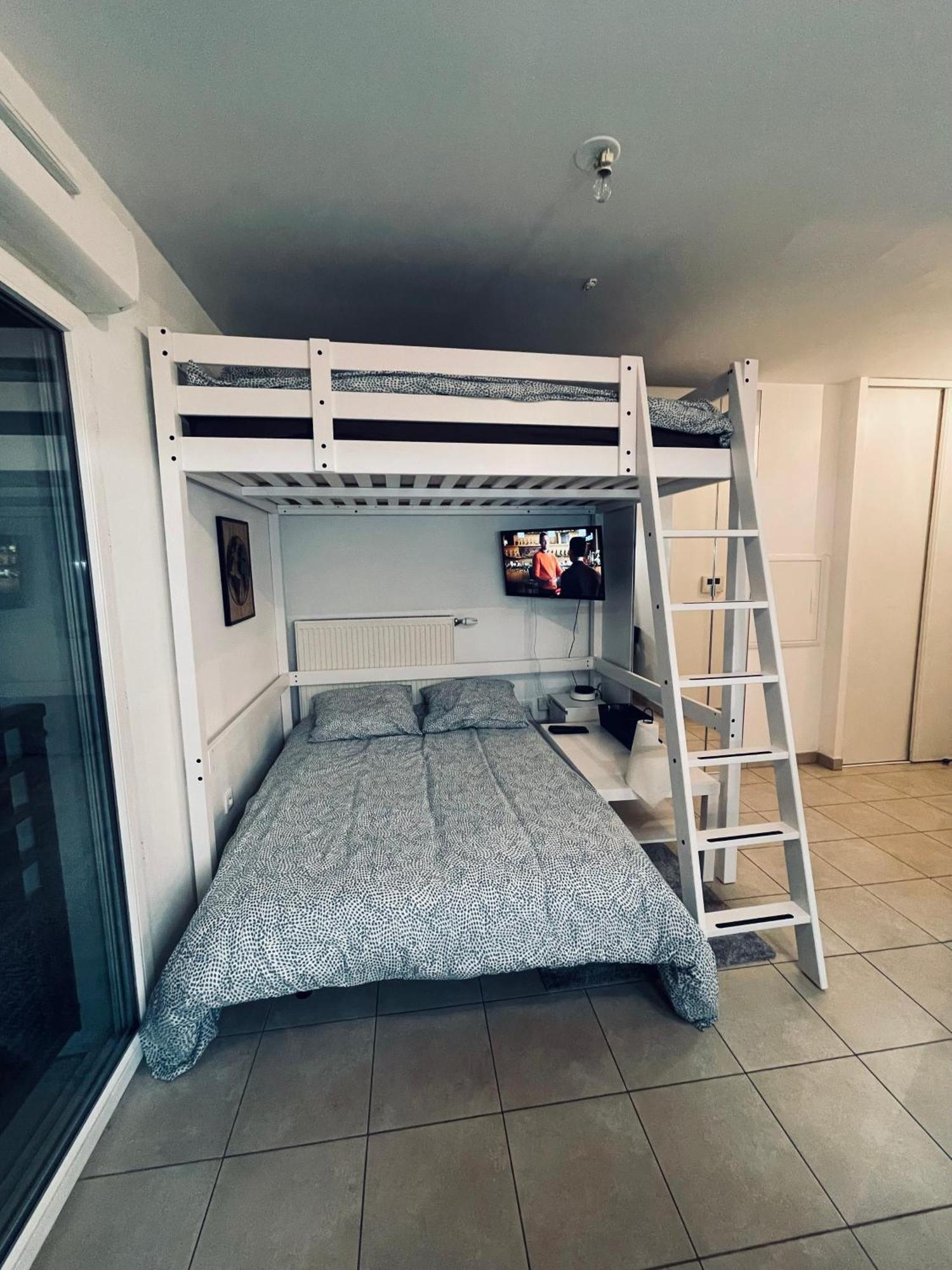 Appartement Lahcen Thorigny-sur-Marne Экстерьер фото