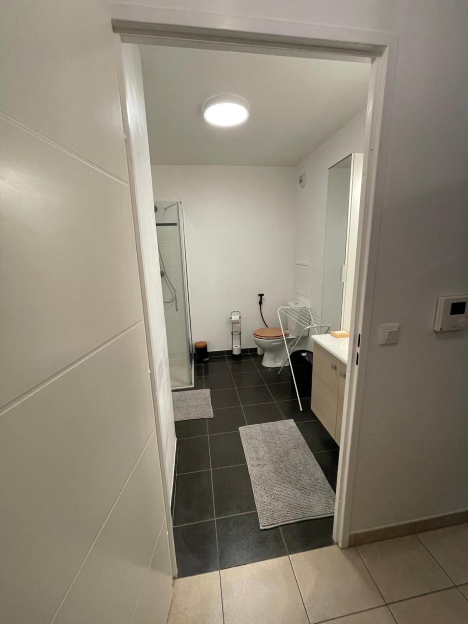 Appartement Lahcen Thorigny-sur-Marne Экстерьер фото