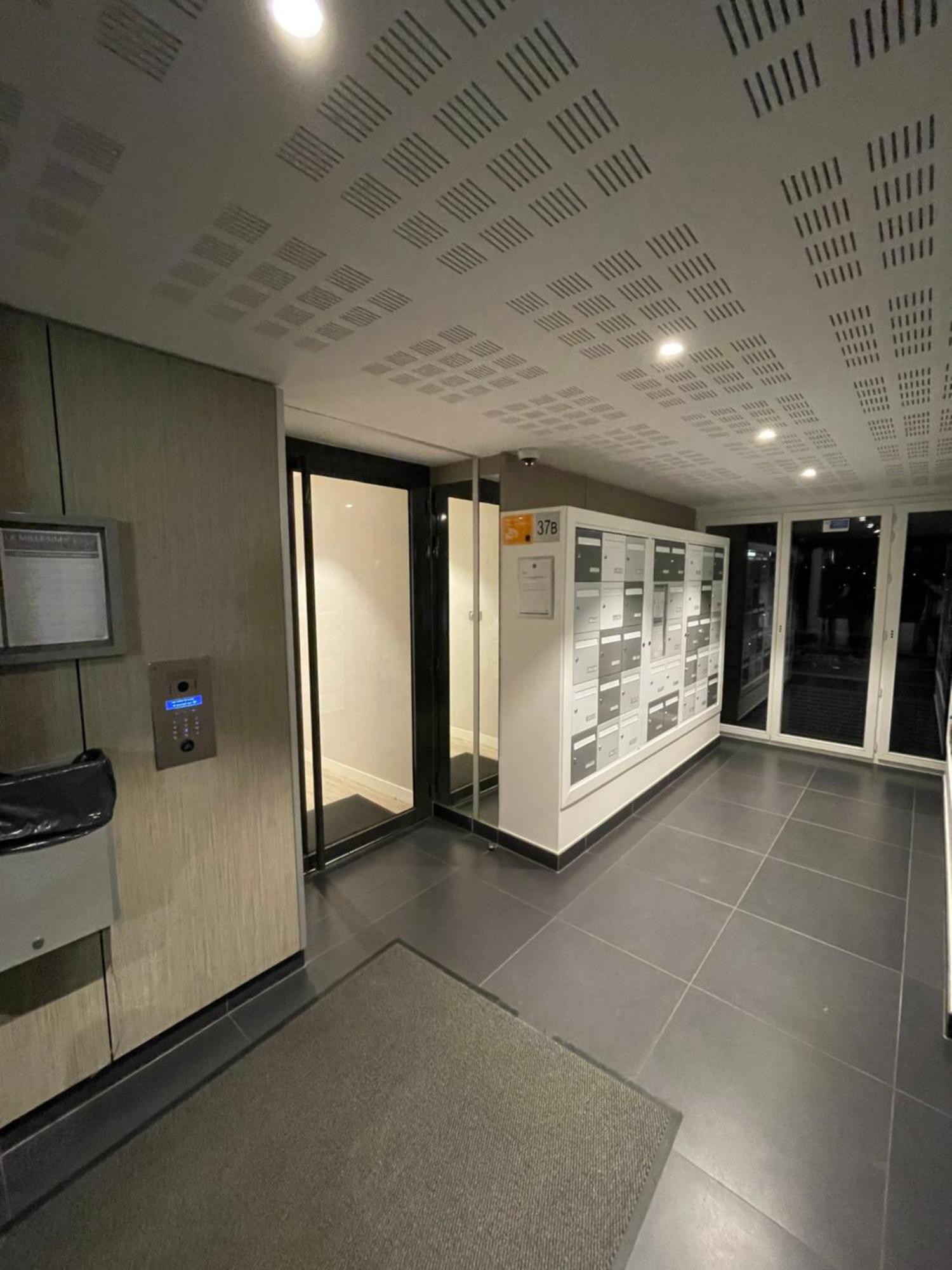 Appartement Lahcen Thorigny-sur-Marne Экстерьер фото